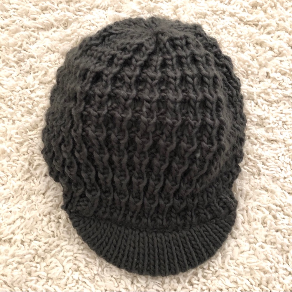 PUGS GEAR Chunky Knit Billed Hat